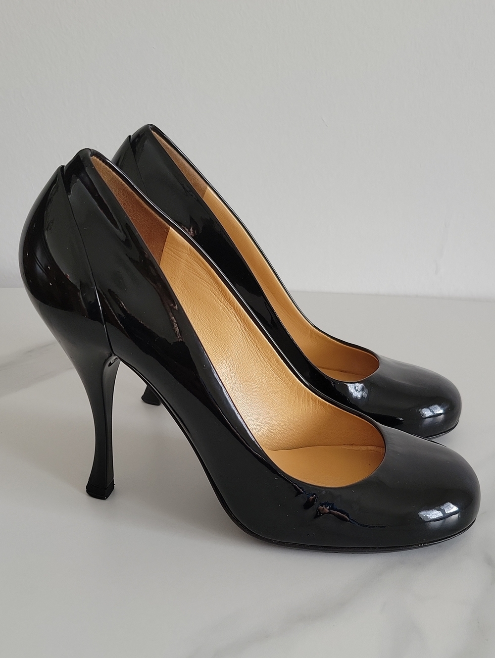 Miu Miu Black Patent High Heel Pumps - Picture 3 of 16
